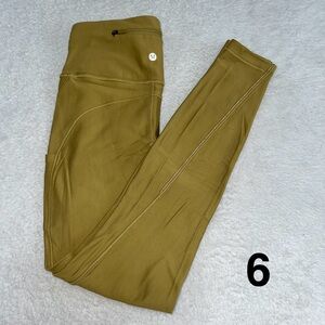 Lululemon Flurry Up Super High-Rise Tight 28" color grape Leaf size 6